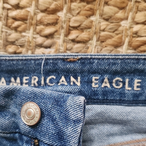 American Eagle Outfitters Blue Skinny Jeans with Vintage Distressing - Picture 2 of 4